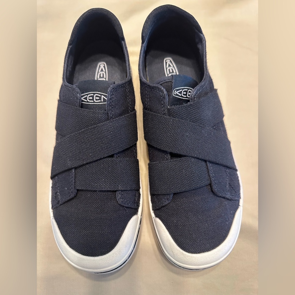 Keen Black Elsa Gore Slip-On Sneakers